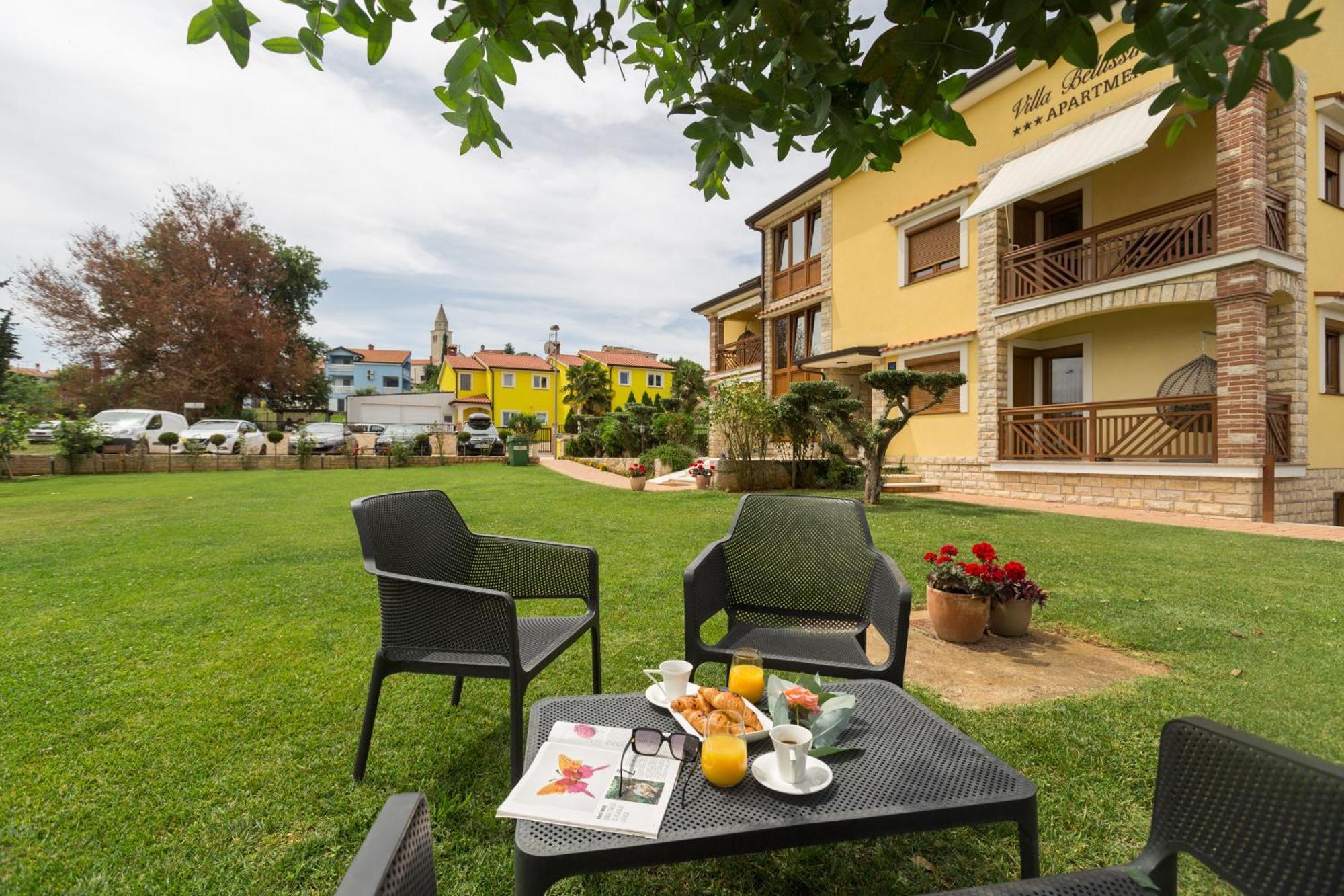 Apartments Bellissima Funtana Exterior foto